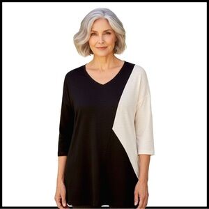 Lafayette 148 NY Women's Colorblock V-Neck Long Sleeve Blouse. Black, White. P/S